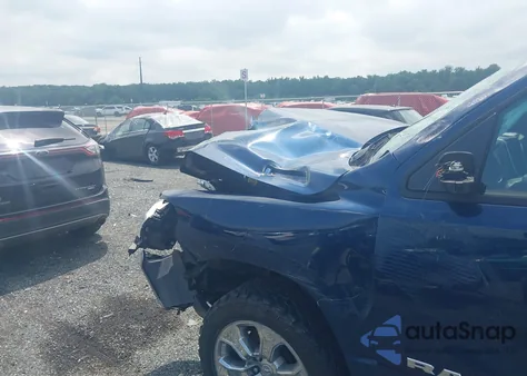 2020 Ram 1500 Big Horn 4X4 5'7 Box из США, поврежденный, VIN 1C6RRFFG9LN380197